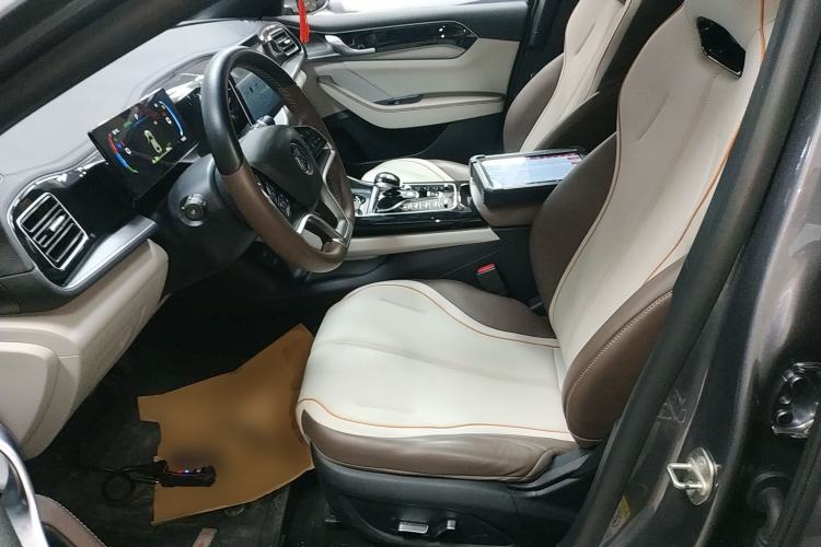 Used BYD Qin PLUS 2024 Honor Edition EV 510KM Beyond Model Left Front Seat