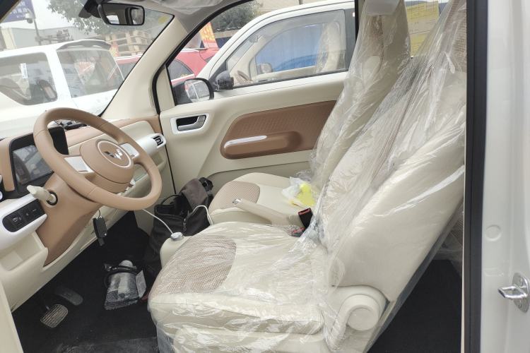 Used Wuling Hongguang MINIEV 2024 3rd Generation 215km Youth Edition
