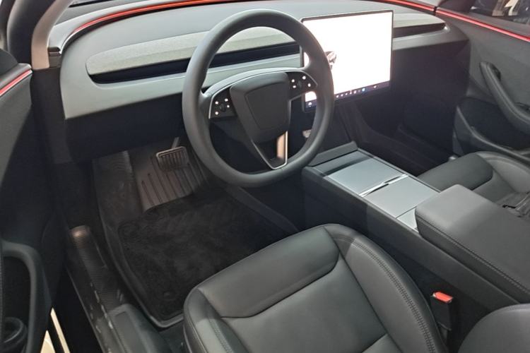 Used Tesla Model 3 2025 Rear-Wheel-Drive Version