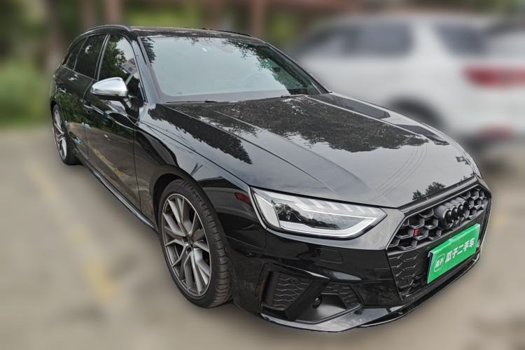 Used Audi S4 2024 S4 Avant 3.0TFSI Front Right 45 Deg