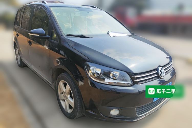Used Volkswagen Touran 2011 1.4T Manual Zhiya Edition 5 Seats

