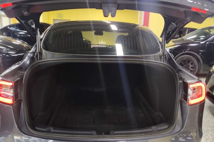 Used Tesla Model 3 2019 Standard Range Rear-Drive Upgraded Version
