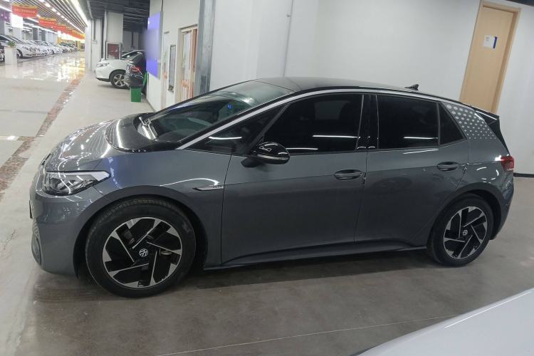 Used Volkswagen ID.3 2023 Pure Smart Edition
