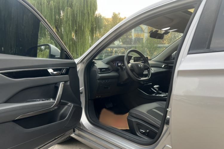 Used Dongfeng Aeolus Yixuan 2020 230T Automatic Advanced Edition
