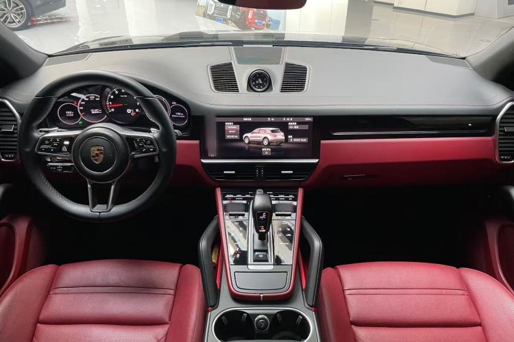 Used Porsche Cayenne 2019 Cayenne 3.0T Interior 2