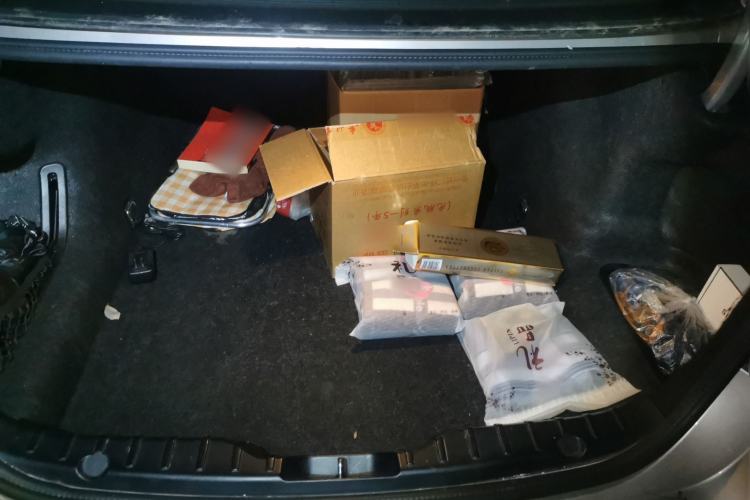 Used BMW 5 Series 2014 525Li Leading Model Trunk