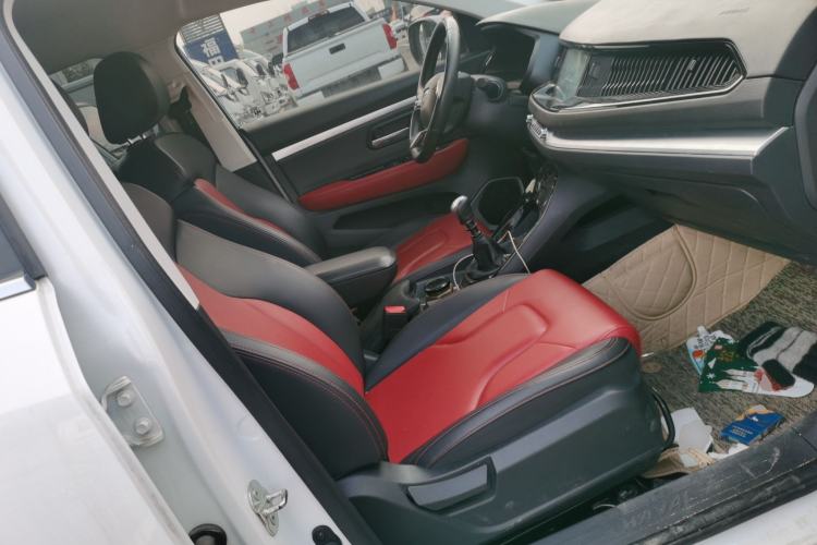 Used Haval H2s 2018 Red-Label 1.5T Manual Comfort Model Right Front Seat