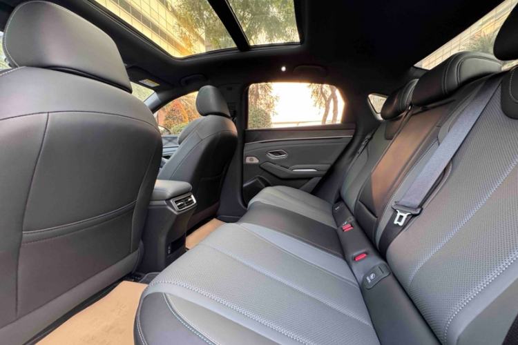 Used BYD Qin L 2025 DM-i Smart Drive 120KM Superior Model Interior 8