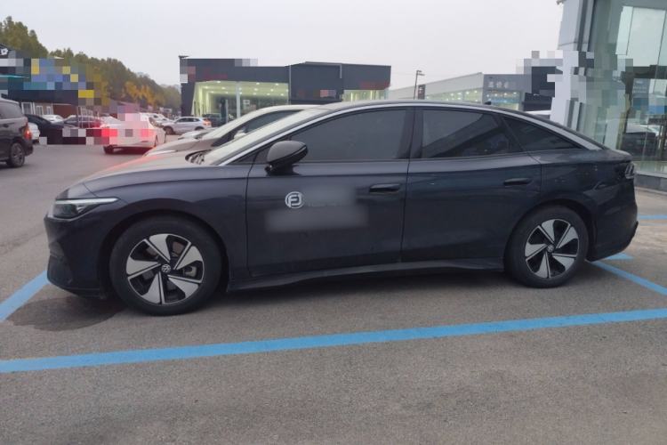 Used Volkswagen ID.7 VIZZION 2024 AIR model