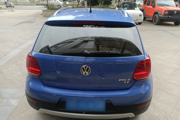 Used Volkswagen Polo 2014 1.6L Cross Polo Automatic