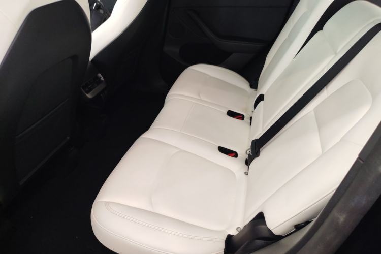 Used Tesla Model Y 2023 Rear-Wheel-Drive Version Left Rear Seat