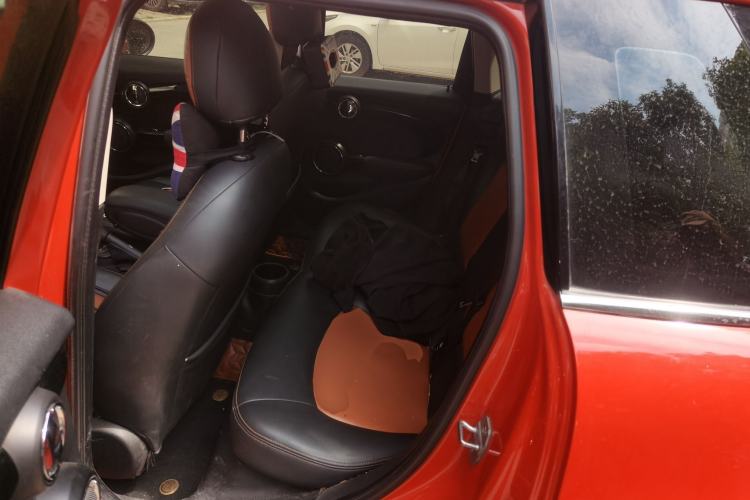 Used MINI 2018 1.5T ONE PLUS Five-Door Edition Left Rear Seat