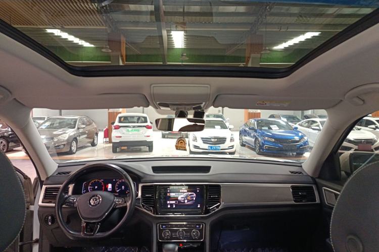 Used Volkswagen Teramont 2020 380TSI Four-Wheel Drive Luxury Version China VI Standard Headliner