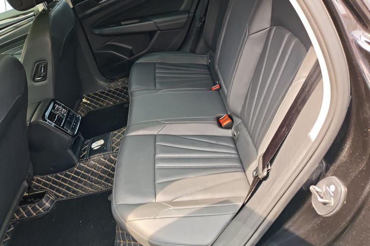 Used Volkswagen Passat 2025 Outstanding Model 380TSI Starry Dragon Glorious Edition Left Rear Seat