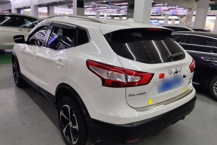 Used Nissan Qashqai 2016 2.0L CVT Elite Edition Rear Left 45 Deg