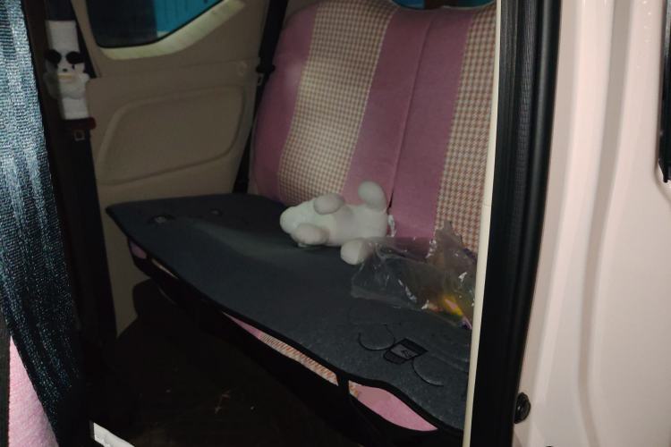 Used Wuling Hongguang MINIEV 2024 3rd Generation 215km Youth Edition Left Rear Seat