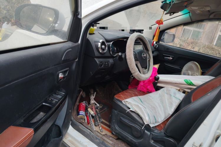 Used SWM X3 2017 1.5T Manual Fashion Model
