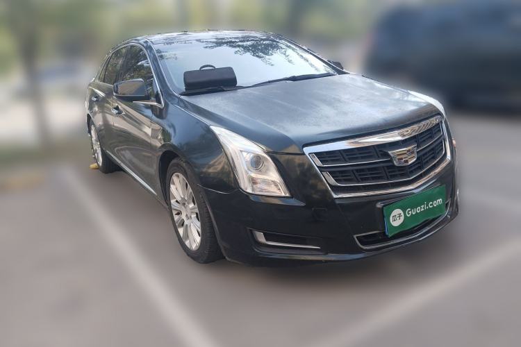 Used Cadillac XTS 2014 28T Comfort Version Front Right 45 Deg