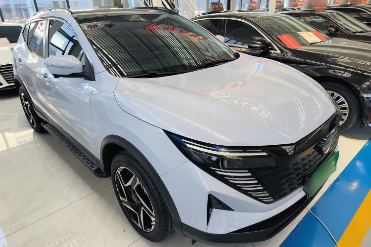 Used Nissan Qashqai 2025 Honor 2.0L CVT XV+ Leading Edition Front Right 45 Deg