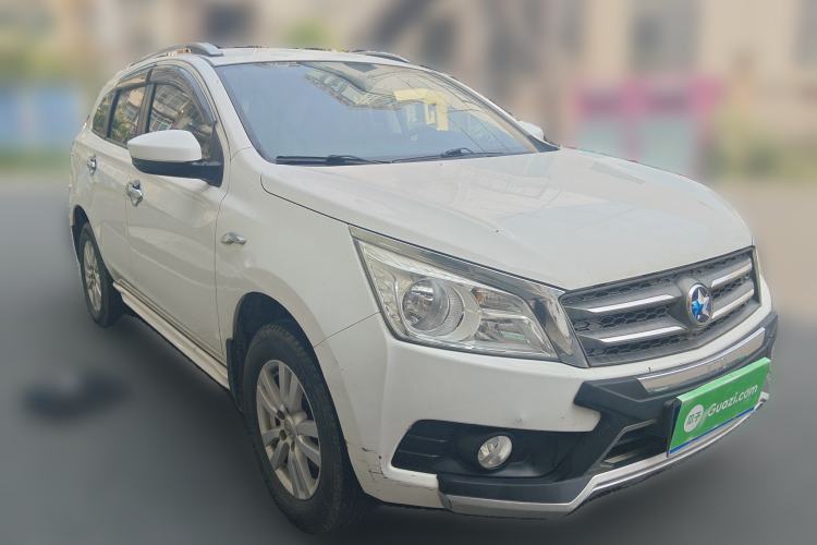 Used Venucia T70 2015 2.0L CVT Smart Choice Edition