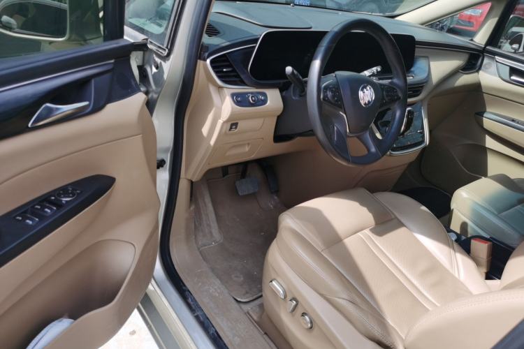 Used Buick GL8 2020 ES Land Cruiser 653T Luxury Model Driver Seat