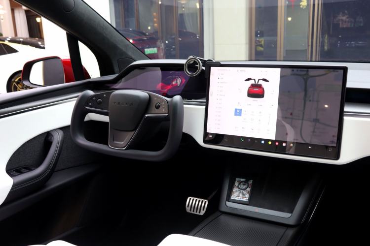 Used Tesla Model X 2023 Three-Motor All-Wheel-Drive Plaid Version