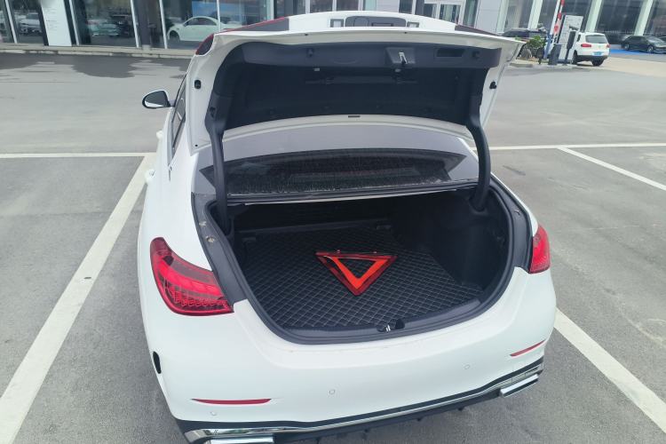 Used Mercedes-Benz C-Class 2025 Facelift C 260 L Sport Edition
