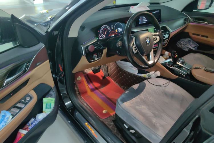 Used BMW 6 Series GT 2019 630i Luxury Design Package Driver Seat