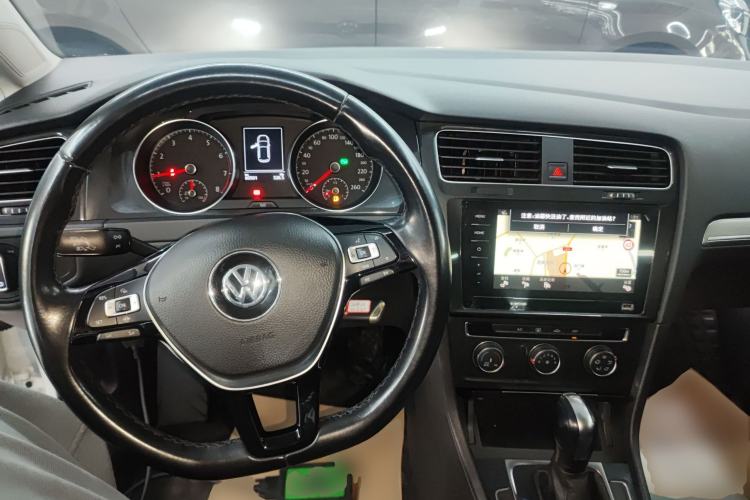 Used Volkswagen Golf 2020 280TSI DSG Comfort Version
