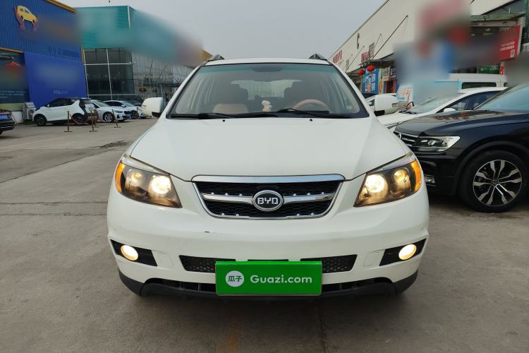 Used BYD S6 2014 2.4L Automatic Prestige 5-Seater