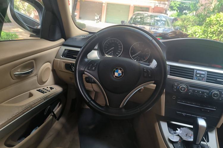 Used BMW 3 Series 2012 320i Luxury Edition