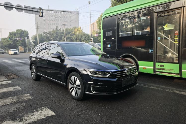 Used Volkswagen Variant New Energy 2019 GTE model

