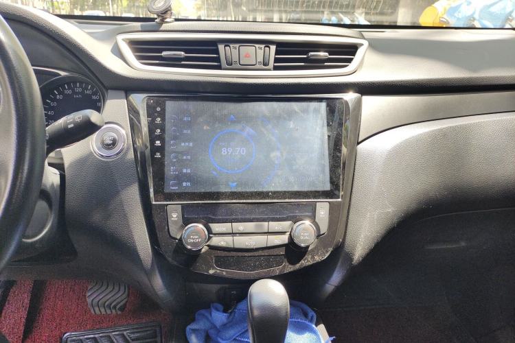 Used Nissan X-Trail 2014 2.0L CVT Comfort Edition 2WD Audio And AC Panel