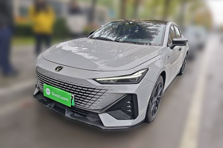 Used Changan UNI-V iDD 2023 ZhiDian iDD 1.5T 113km ZhiKu Model