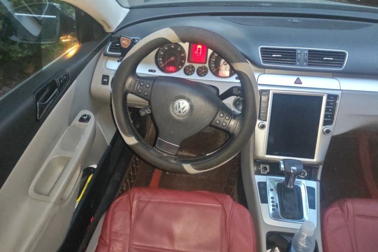 Used Volkswagen Magotan 2011 1.8TSI DSG Comfort Model
