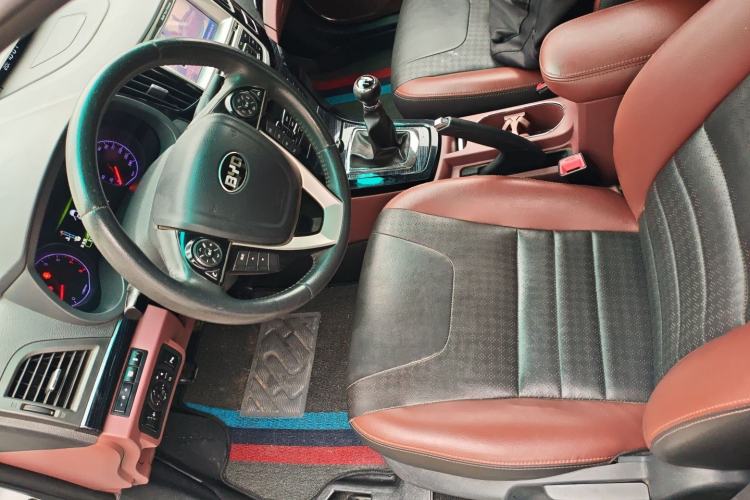 Used BYD Surui 2016 1.5L Manual Elite Edition Driver Seat