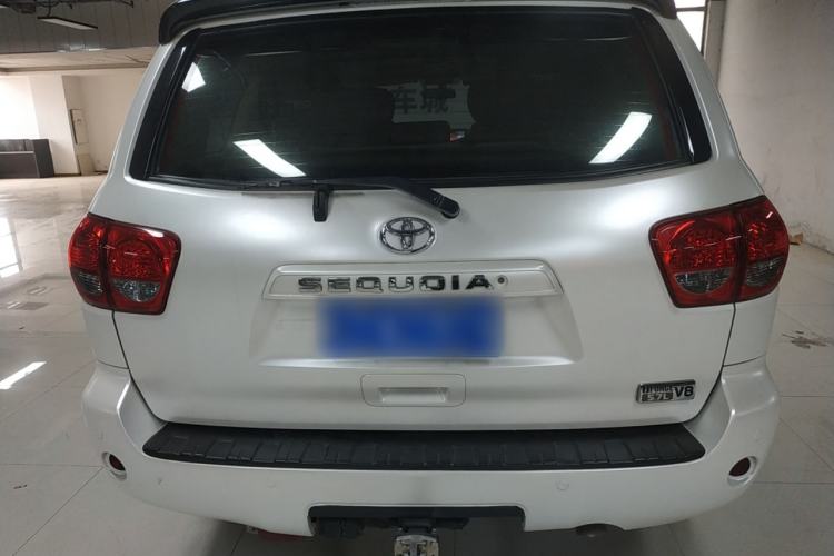 Used Toyota Sequoia 2015 5.7L Platinum U.S. Specification