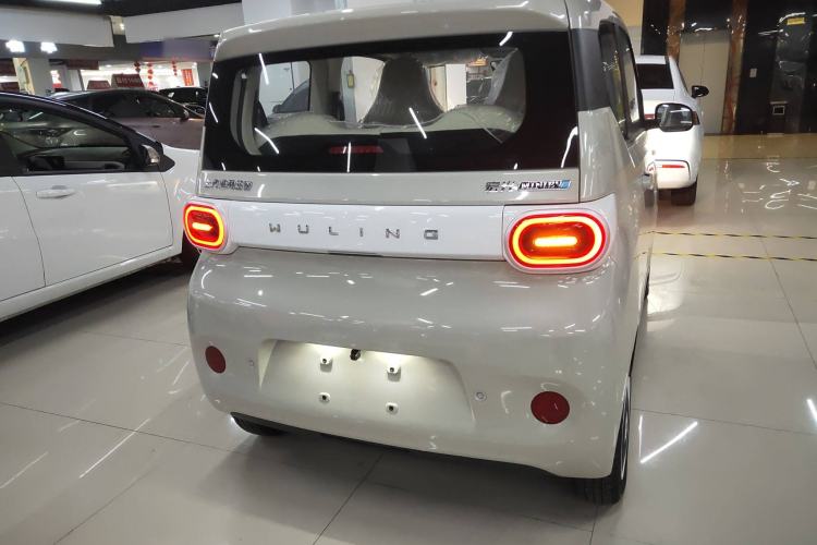 Used Wuling Hongguang MINIEV 2024 3rd Generation 215km Youth Edition