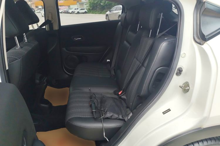Used Honda Vezel 2017 1.8L CVT Front-Wheel Drive Pioneer Edition Left Rear Seat