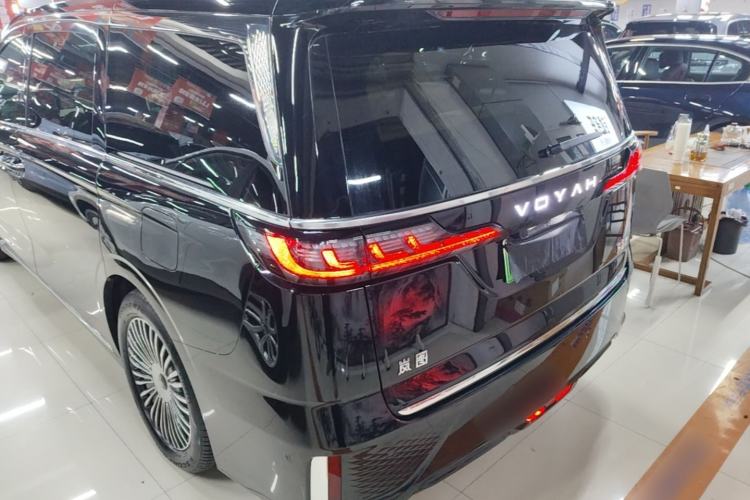 Used VOYAH Dream 2025 PHEV Four-Wheel Drive Excellence Kunpeng Edition Rear