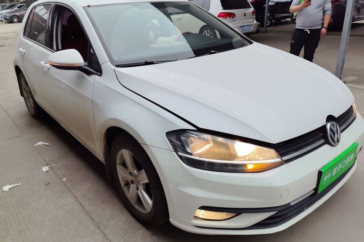 Used Volkswagen Golf 2018 1.6L Automatic Fashion Model