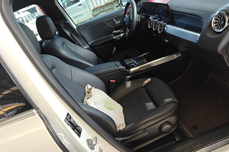 Used Mercedes-Benz GLB 2021 GLB 200 Dynamic Edition
