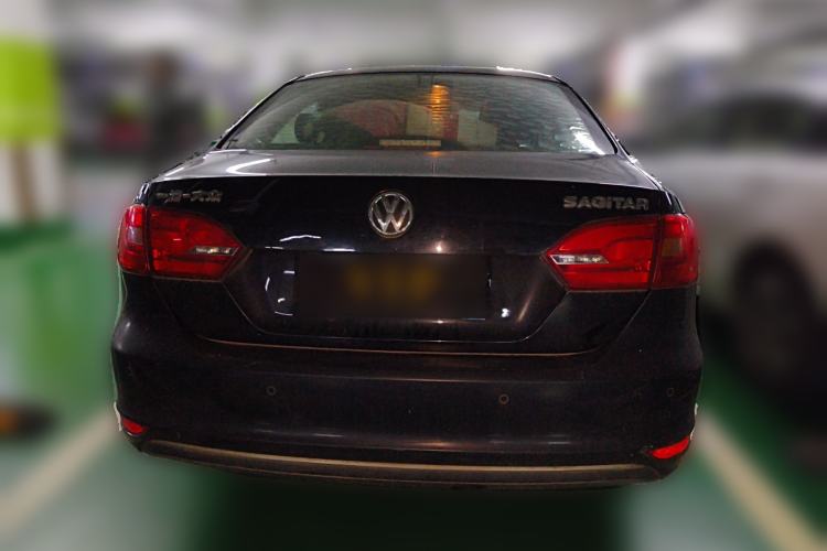 Used Volkswagen Sagitar 2014 Revised Version 1.6L Automatic Leading Edition
