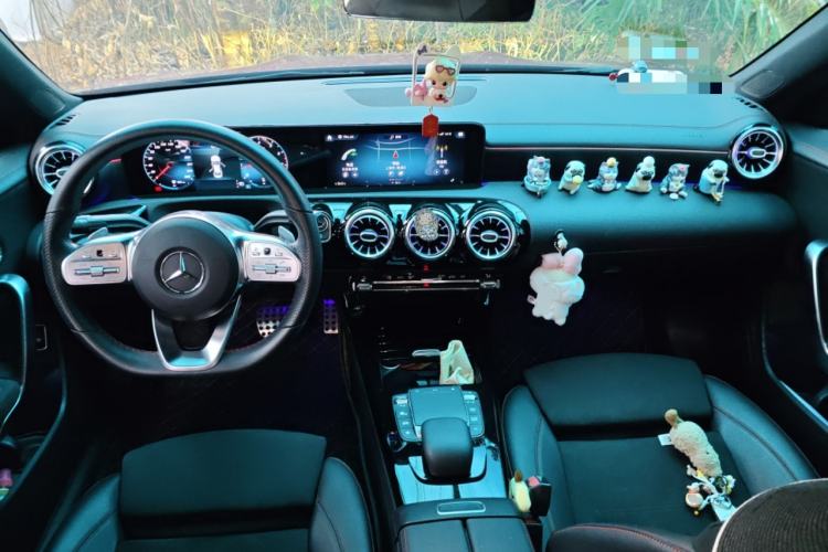 Used Mercedes-Benz CLA 2020 CLA 200 Center Console