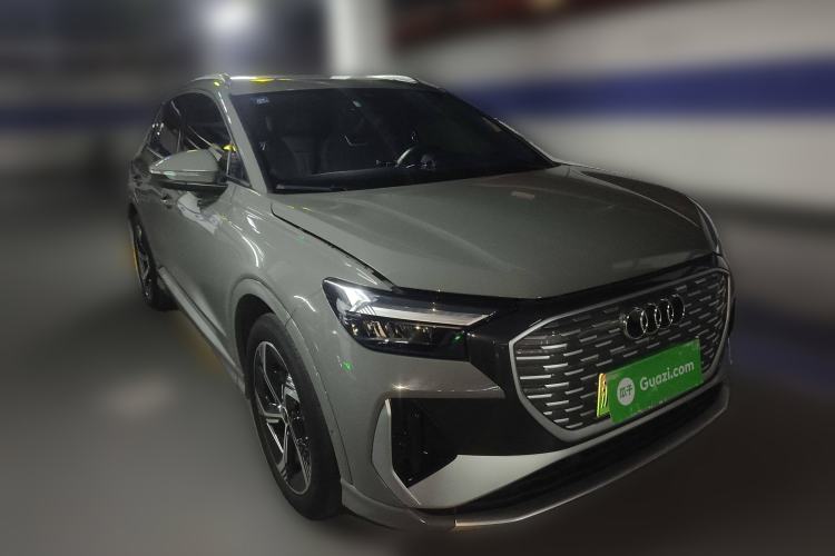 Used Audi Q4 e-tron 2022 40 e-tron Boundary Edition Front Right 45 Deg