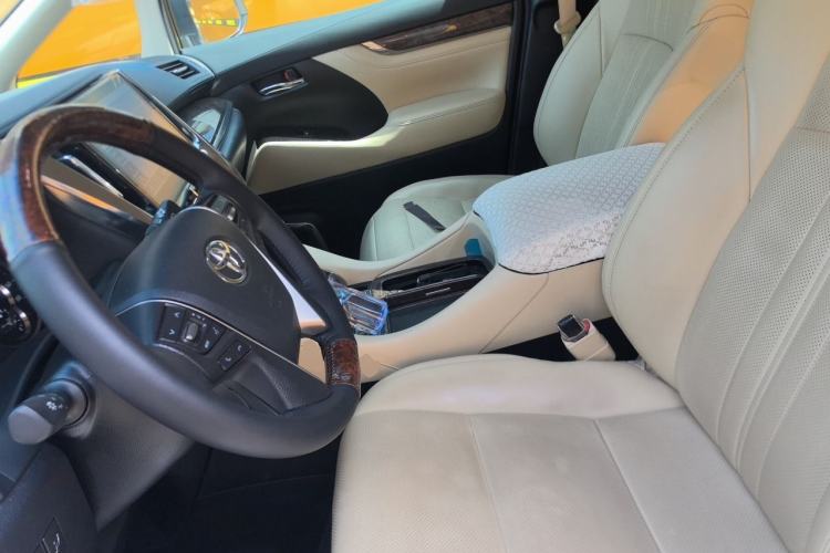 Used Toyota Vellfire 2020 Dual-Engine 2.5L Black Gold Limited Edition