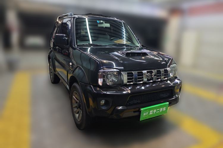 Used Suzuki Jimny 2015 1.3 AT JLX Front Right 45 Deg