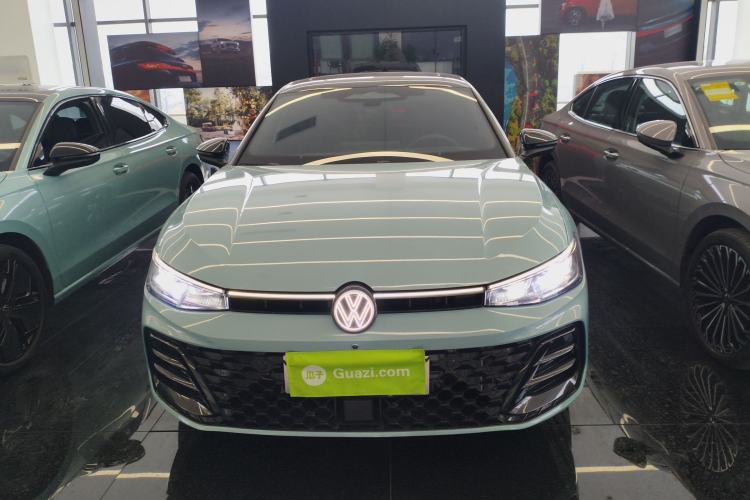 Used Volkswagen Passat 2025 Pro 380TSI Starry Dragon Luxury Edition