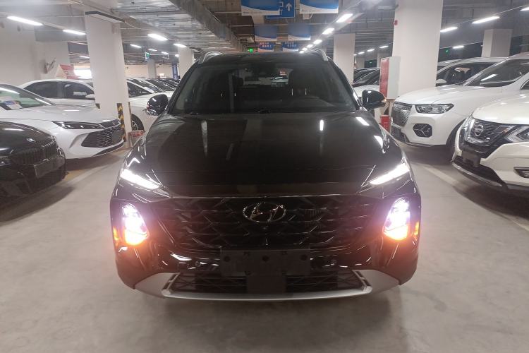 Used Hyundai Santa Fe 2023 Traveler 380T GDi Automatic Two-Wheel Drive LUX Prestige Edition