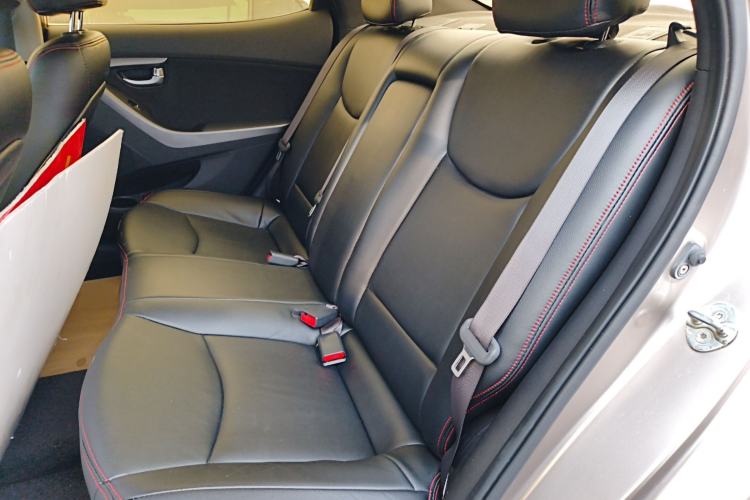 Used Hyundai Elantra (5th Generation / Langdong) 2016 1.6L Automatic Prestige Model
